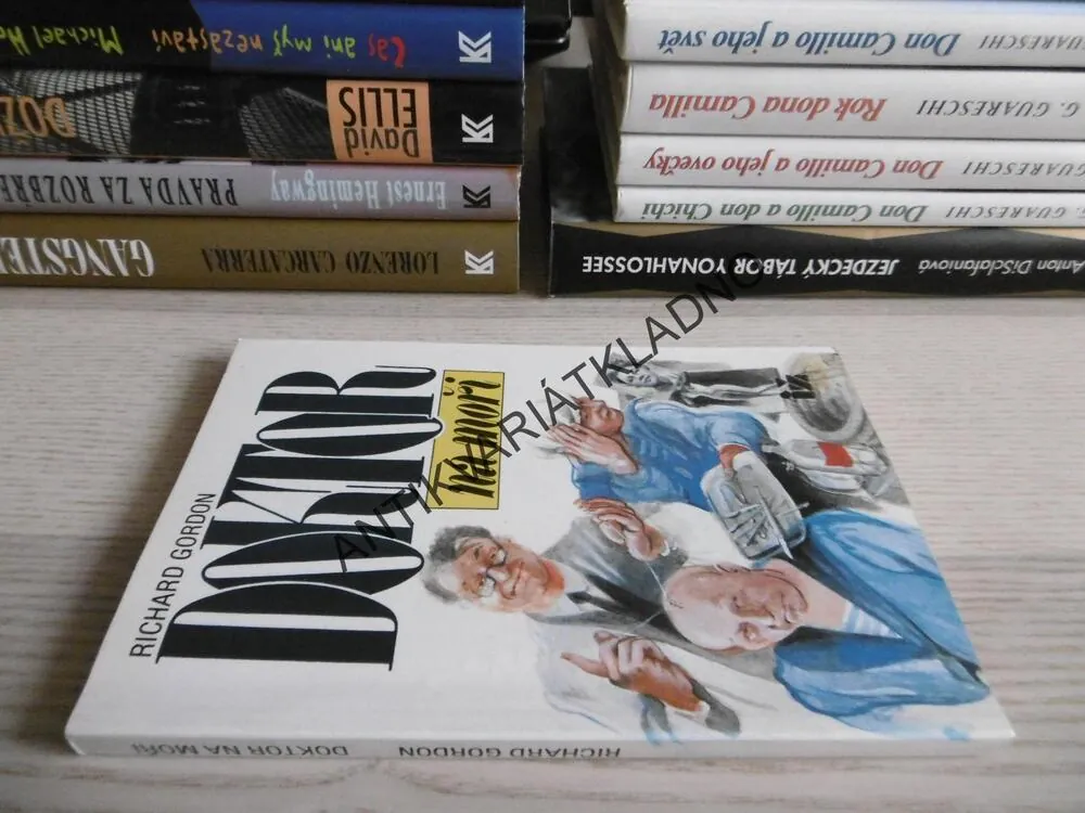 DOKTOR NA MOŘI, RICHARD GORDON, **an