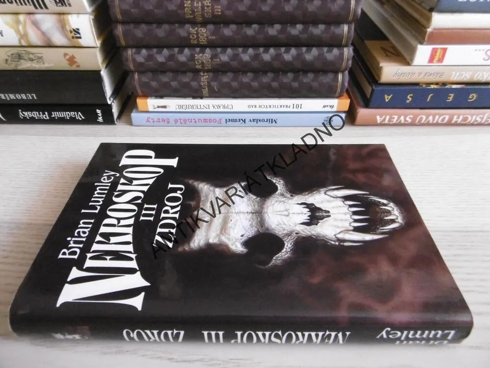 NEKROSKOP III., ZDROJ, BRIAN LUMLEY, **an