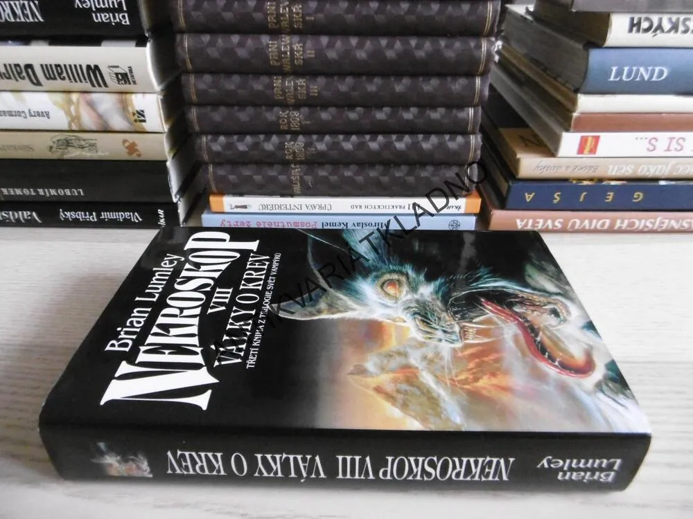 NEKROSKOP VIII., VÁLKY O KREV, BRIAN LUMLEY, **an