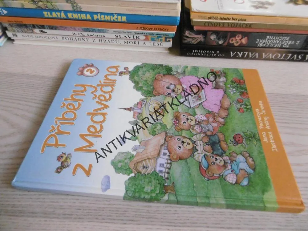 PŘÍBĚHY Z MEDVĚDÍNA 2., JANA PACNEROVÁ, ANDREJ ČEREVKA, **an