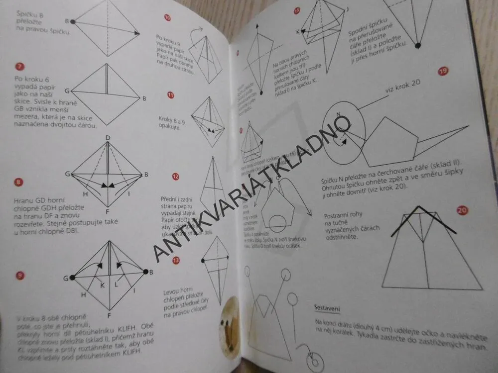 ORIGAMI, SKLÁDANKY Z PAPÍRU,**an 