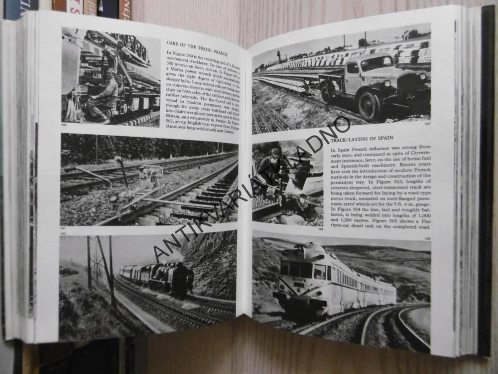 THE PICTORIAL ENCYCLOPEDIA OF RAILWAYS, HAMILTON ELLIS, ANGLICKY