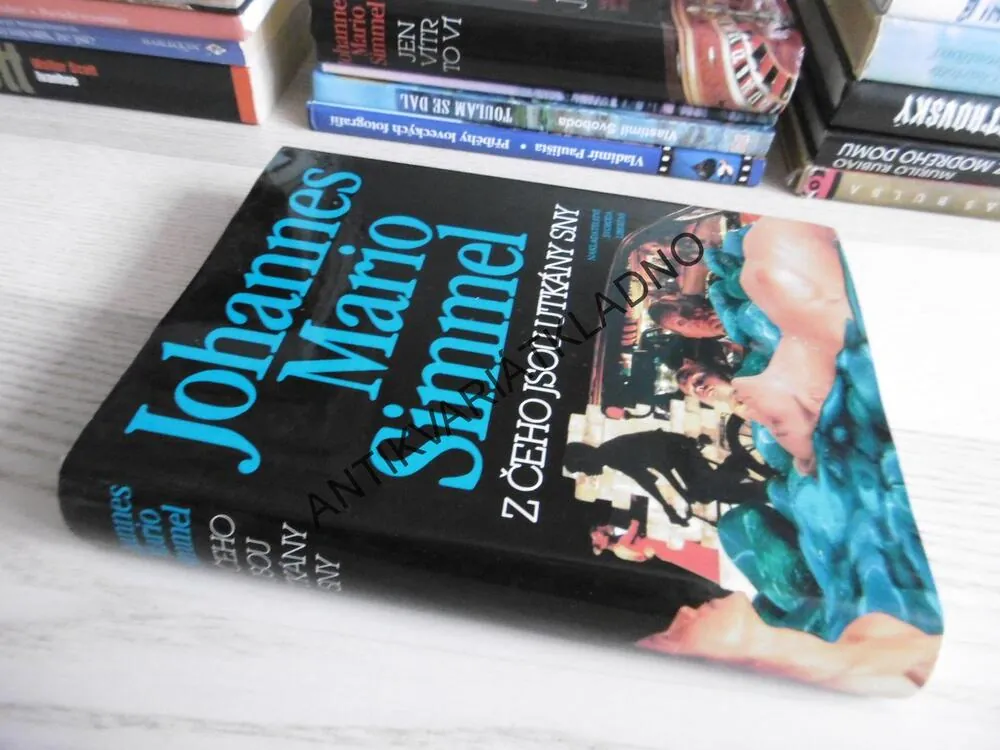 Z ČEHO JSOU UTKÁNY SNY, JOHANNES MARIO SIMMEL, **an