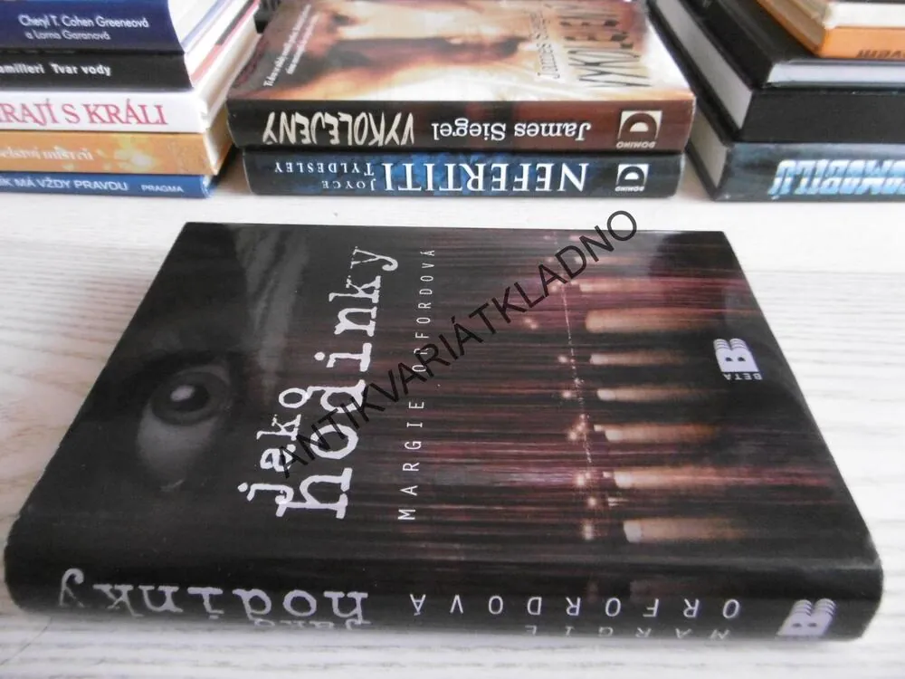 JAKO HODINKY, MARGIE ORFORDOVÁ, **an