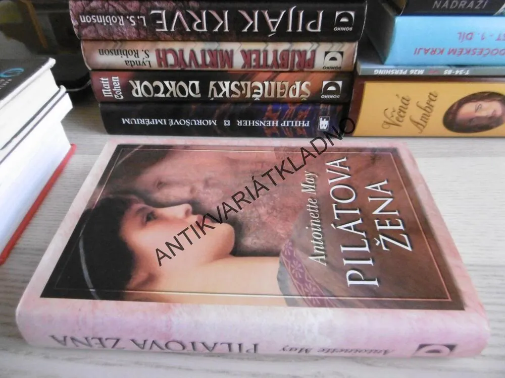 PILÁTOVA ŽENA, ANTOINETTE MAY, **an