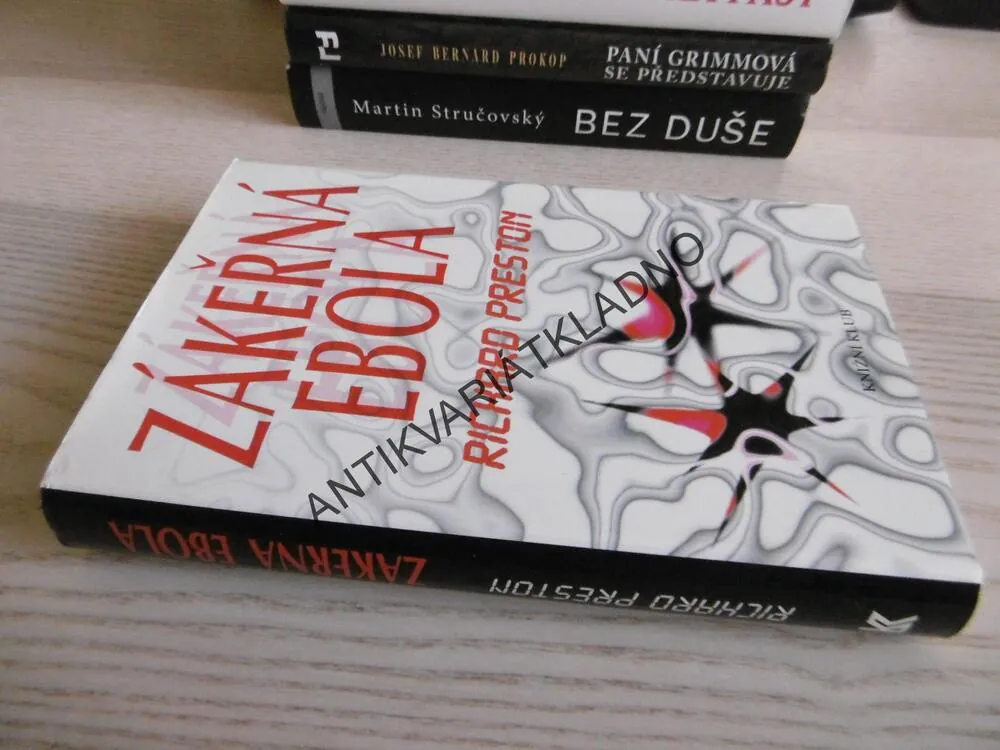 ZÁKEŘNÁ EBOLA, RICHARD PRESTON, **an