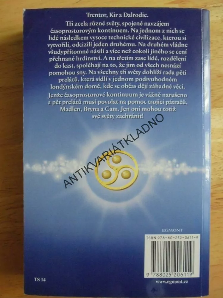 PÁTRAČI, JOAN LENNON, LENNONOVÁ, **an