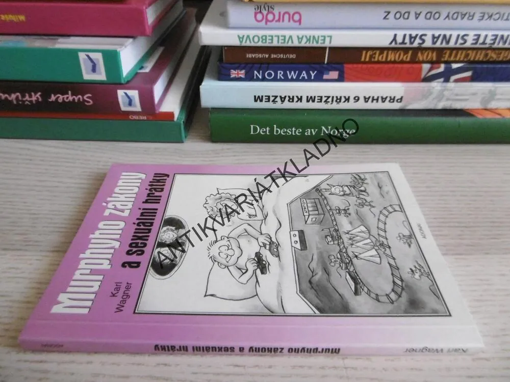 MURPHYHO ZÁKONY A SEXUÁLNÍ HRÁTKY, KARL WAGNER, **an
