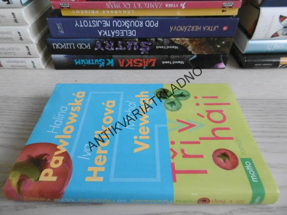 TŘI V HÁJI, HALINA PAWLOWSKÁ, IVA HERCÍKOVÁ, MICHAL VIEWEGH, **an