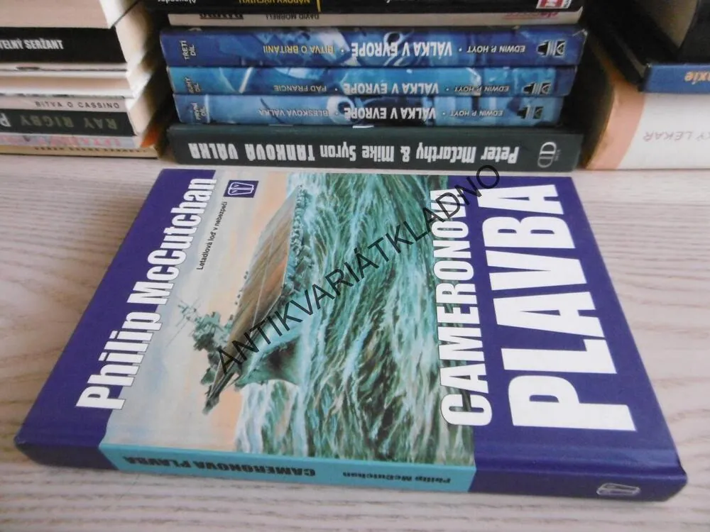 CAMERONOVA PLAVBA, PHILIP MCCUTCHAN, **an