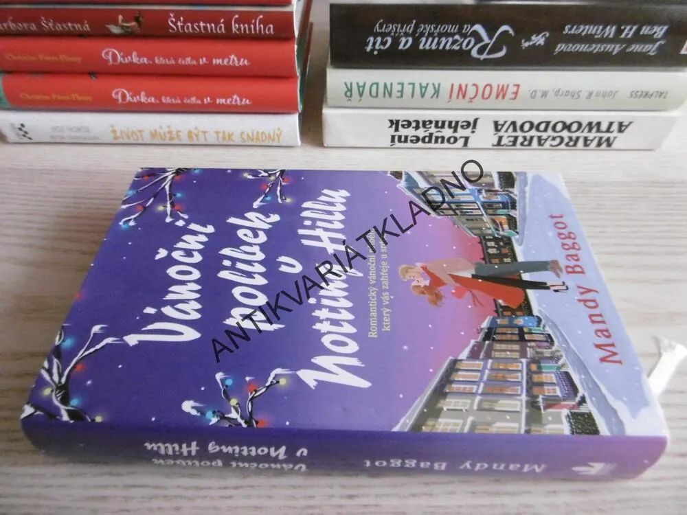 VÁNOČNÍ POLIBEK V NOTTING HILLU, MANDY BAGGOT, **an