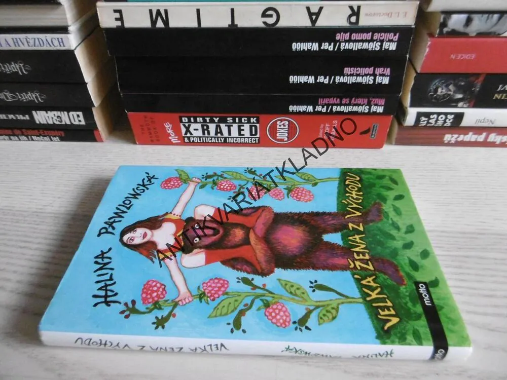 VELKÁ ŽENA Z VÝCHODU, HALINA PAWLOWSKÁ, **an