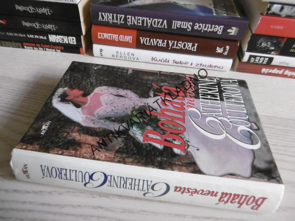 BOHATÁ NEVĚSTA, CATHERINE COULTEROVÁ, **an