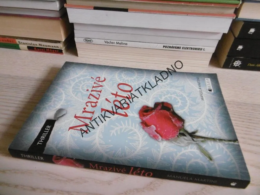 MRAZIVÉ LÉTO, MANUELA MARTINI, **an
