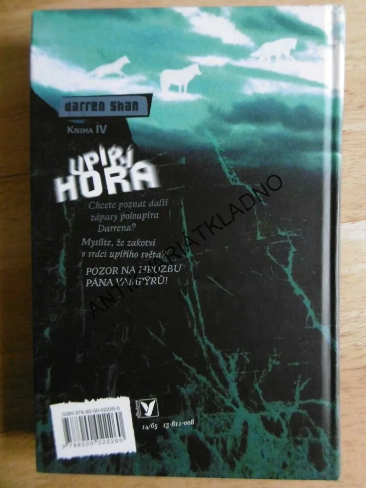 UPÍŘÍ HORA, DARREN SHAN, KNIHA 4.