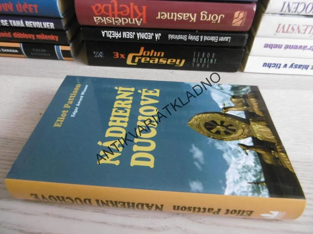 NÁDHERNÉ DUCHOVÉ, ELIOT PATTISON, **an