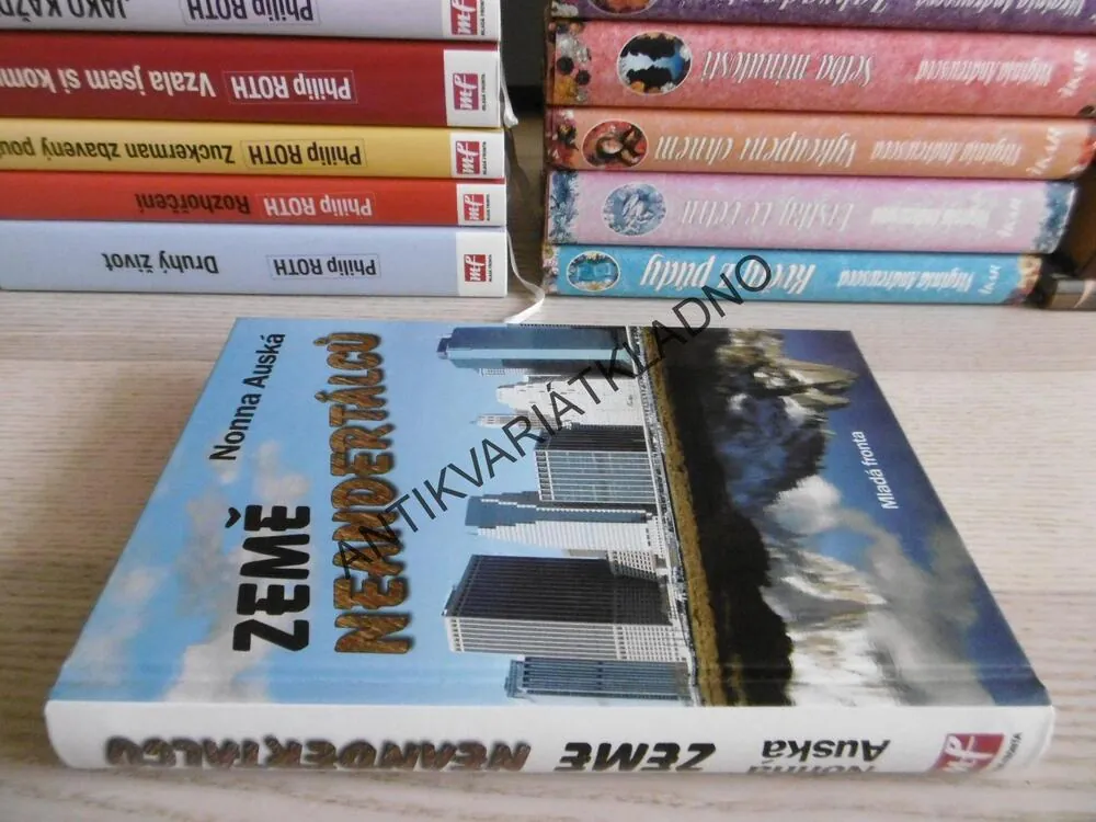 ZEMĚ NEANDERTÁLCŮ, NONNA AUSKÁ, **an