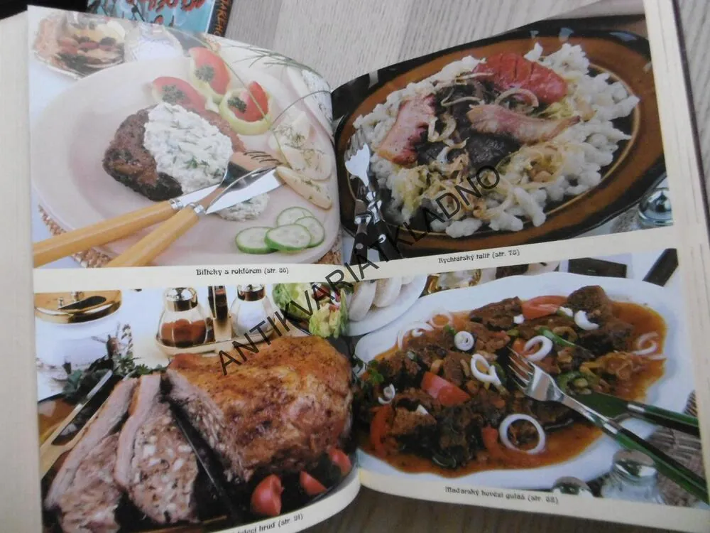 VELKÁ BABIČČINA KUCHAŘKA,**an