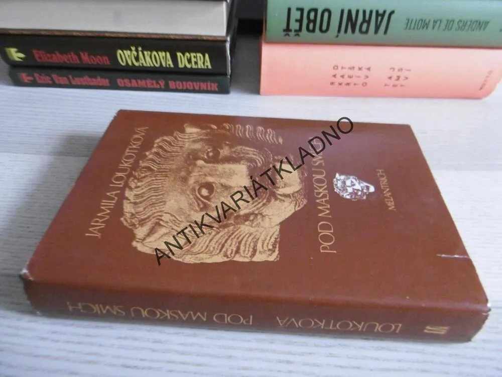 POD MASKOU SMÍCH, JARMILA LOUKOTKOVÁ, **an