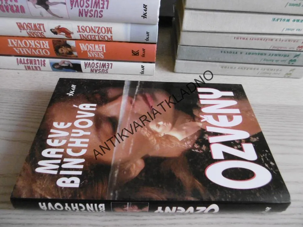 OZVĚNY, MAEVE BINCHY, **an