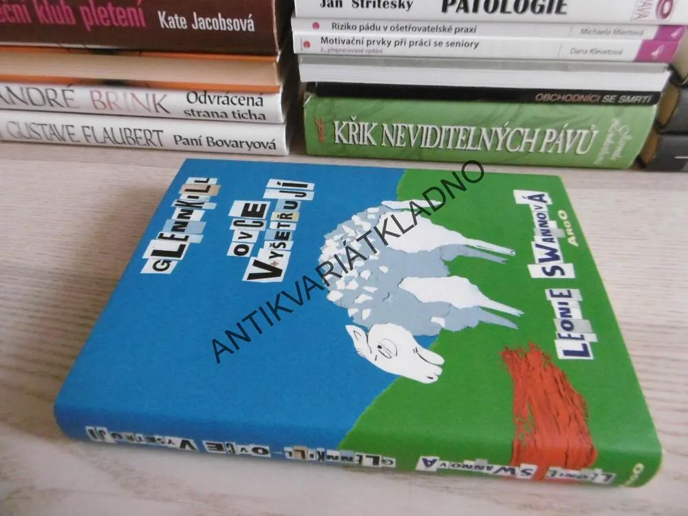 OVCE VYŠETŘUJÍ, GLENNKILL, LEONIE SWANNOVÁ, **an
