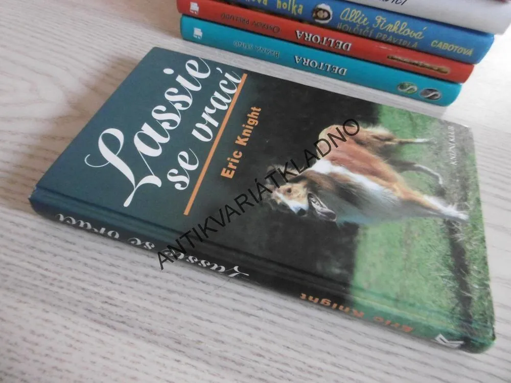 LASSIE SE VRACÍ, ERIC KNIGHT , **an