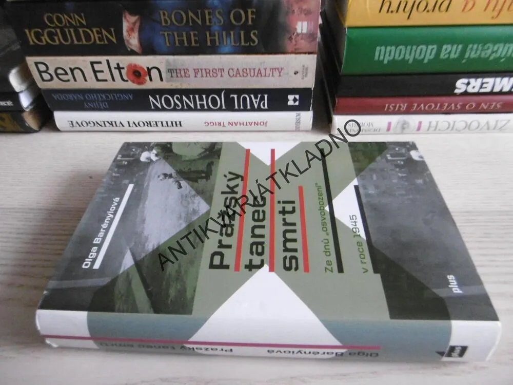 PRAŽSKÝ TANEC SMRTI, ZE "DNŮ OSVOBOZENÍ" V ROCE 1945, OLGA BARÉNYIOVÁ