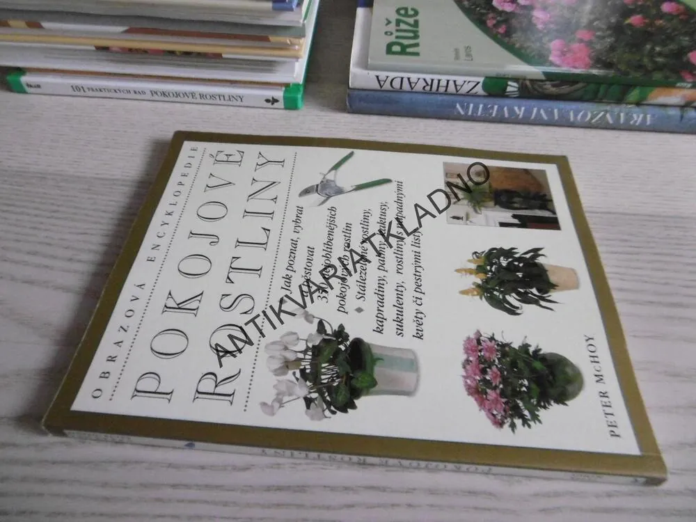POKOJOVÉ ROSTLINY, PETER MCHOY, **an