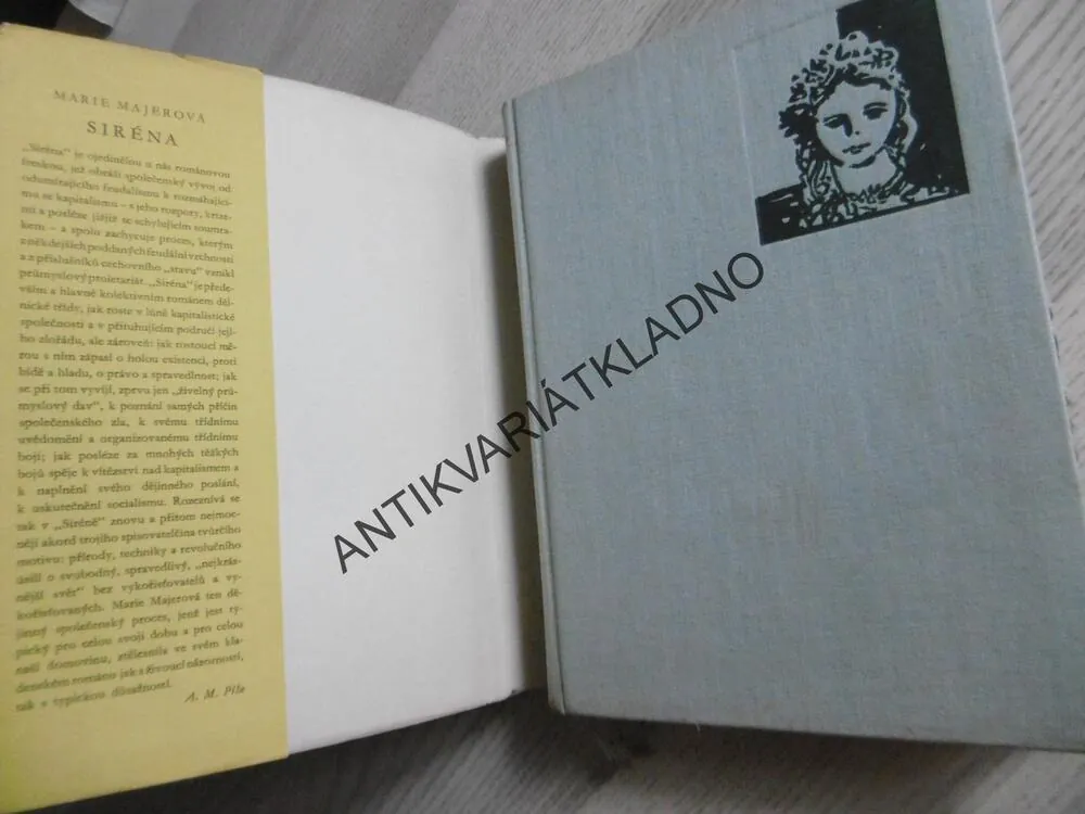 SIRÉNA, MARIE MAJEROVÁ, **an