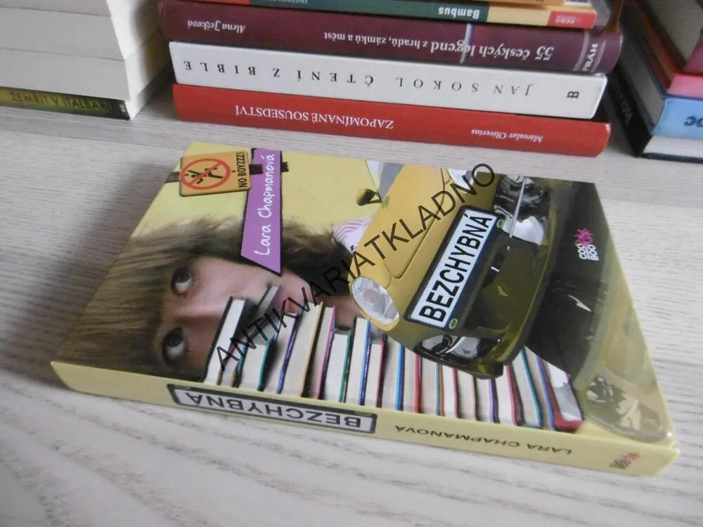 BEZCHYBNÁ, LARA CHAPMANOVÁ, **an