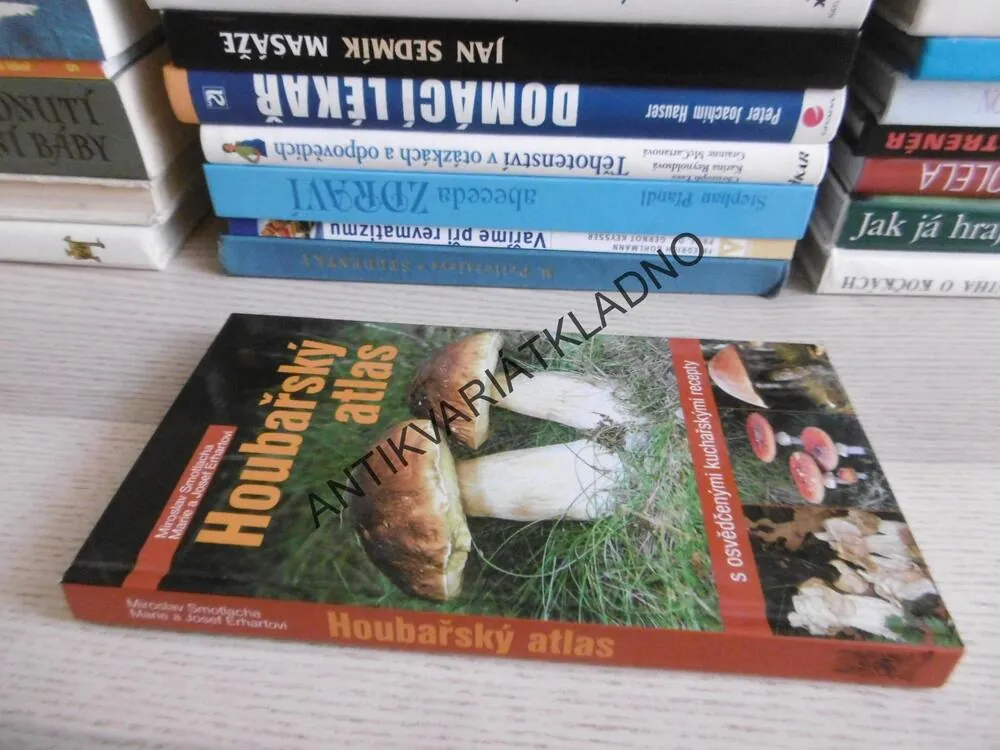 HOUBAŘSKÝ ATLAS, MIROSLAV SMOTLACHA, MAARIE A JOSEF ERHARTOVI, **an