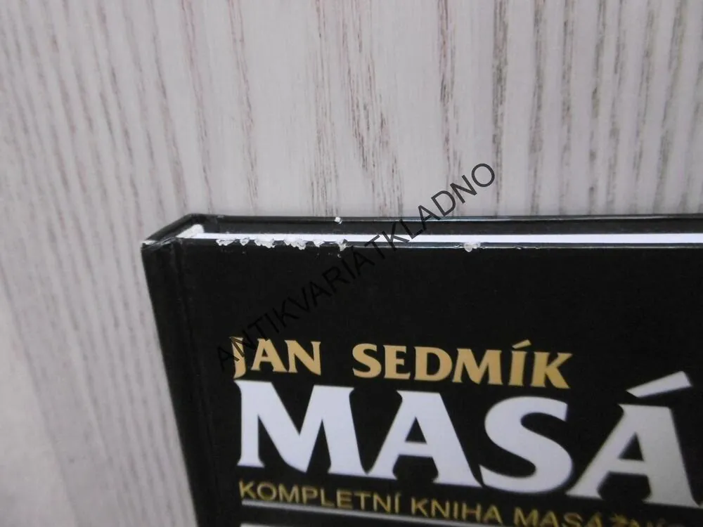 MASÁŽE, JAN SEDMÍK, **an