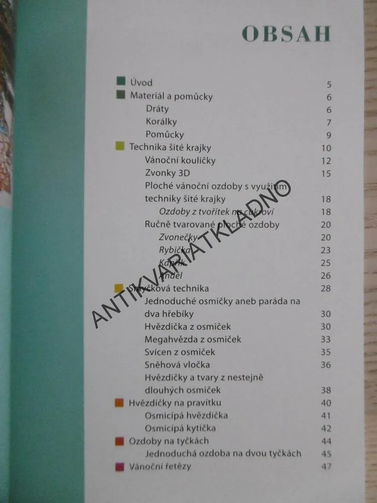 VÁNOČNÍ OZDOBY Z DRÁTKŮ A KORÁLKŮ, IVONA ŠUCHMANNOVÁ, **an