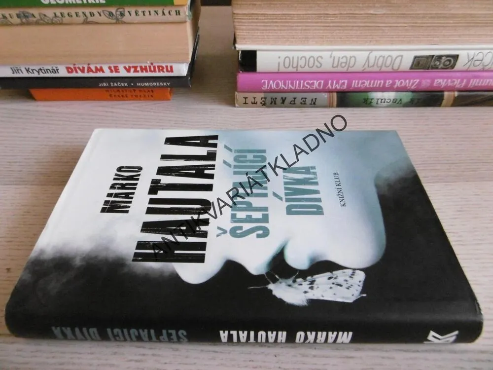 ŠEPTAJÍCÍ DÍVKA, MARKO HAUTALA,**an