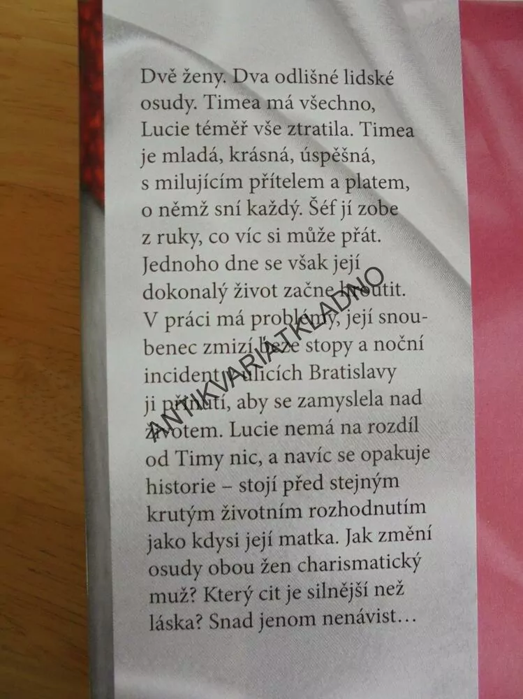 NĚŽNÝ DOTEK NENÁVISTI, EVA HRAŠKOVÁ, **an