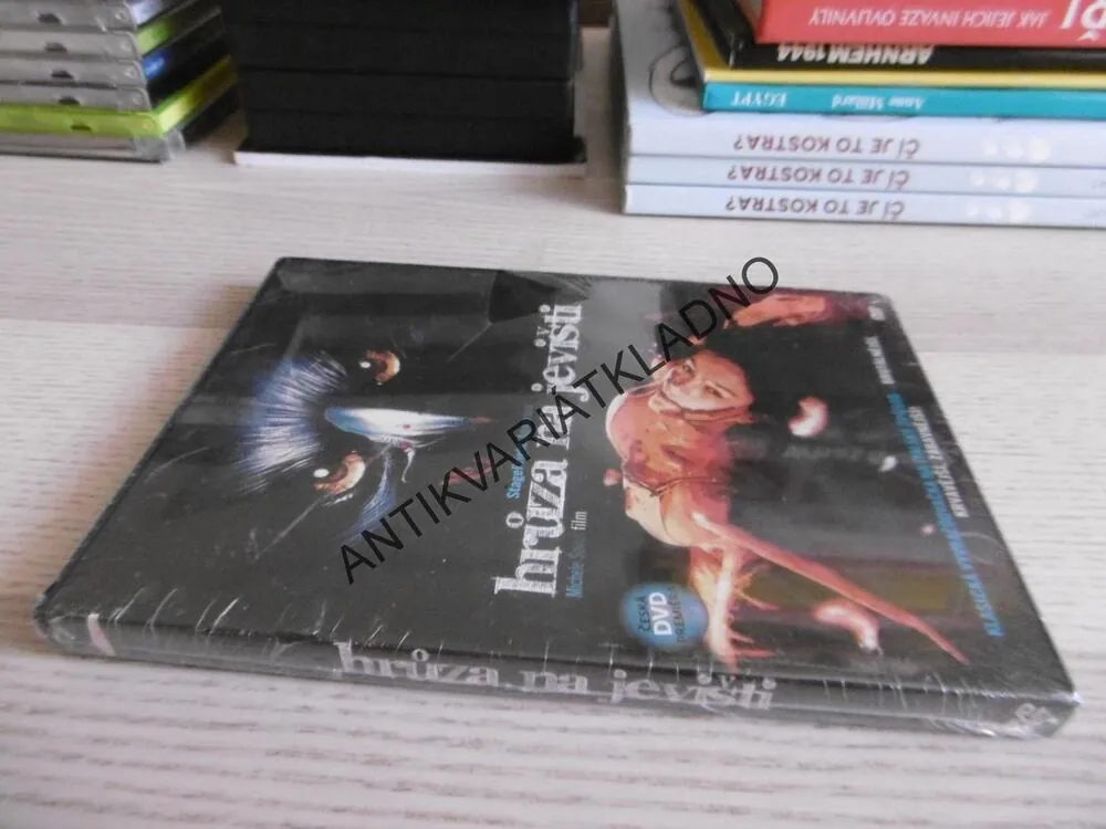 HRŮZA NA JEVIŠTI, DVD FILM