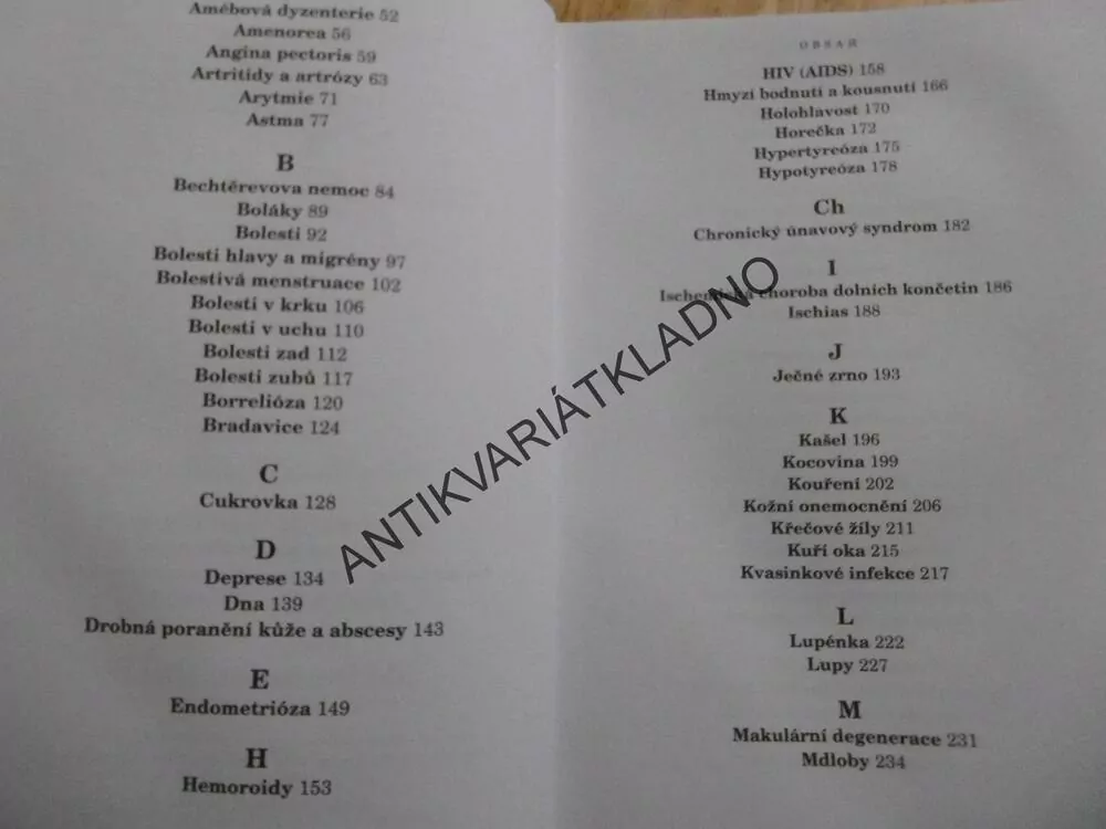 ZELENÁ LÉKÁRNA, BYLINKY, RECEPTY, HERBÁŘ
