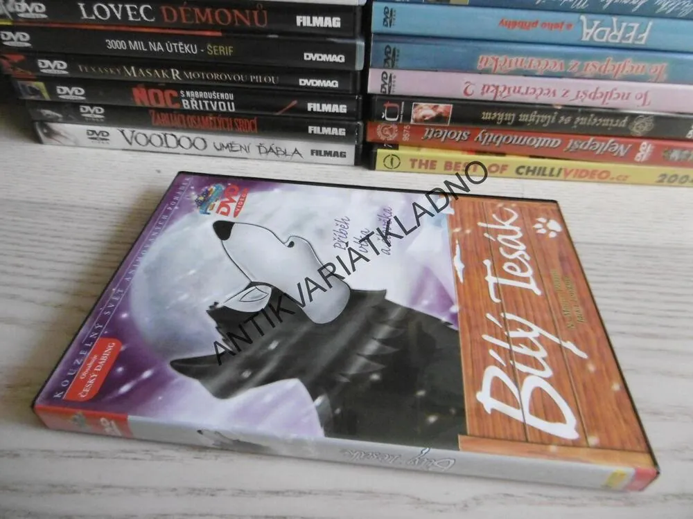BÍLÝ TESÁK, DVD FILM POHÁDKA