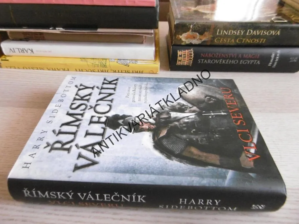 ŘÍMSKÝ VÁLEČNÍK, VLCI SEVERU, HARRY SIDEBOTTOM, **an