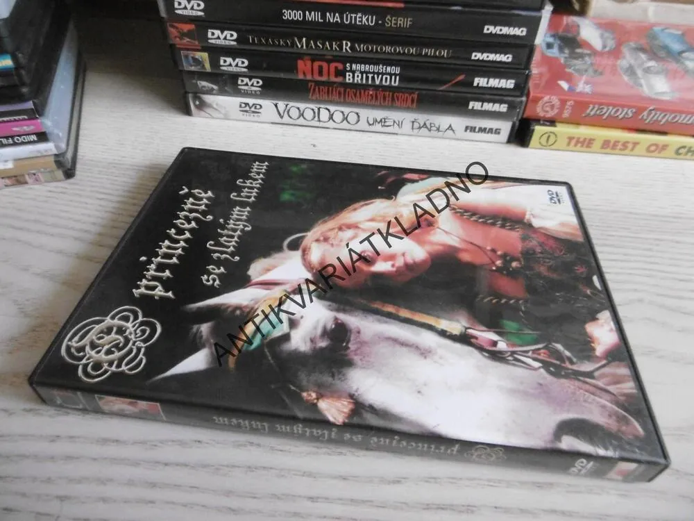 O PRINCEZNĚ SE ZLATÝM LUKEM, DVD FILM POHÁDKA
