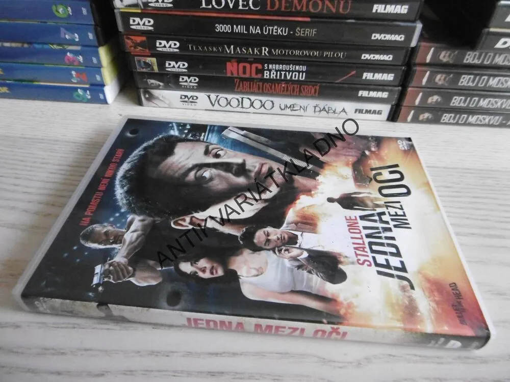 JEDNA MEZI OČI, SYLVESTER STALLONE, DVD FILM