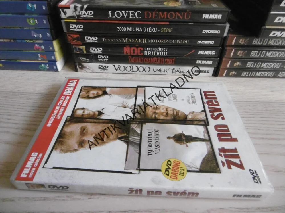 ŽÍT PO SVÉM, DVD FILM 
