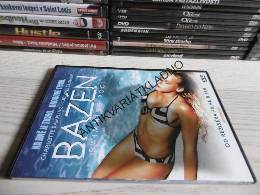BAZÉN, SWIMMING POOL, DVD FILM