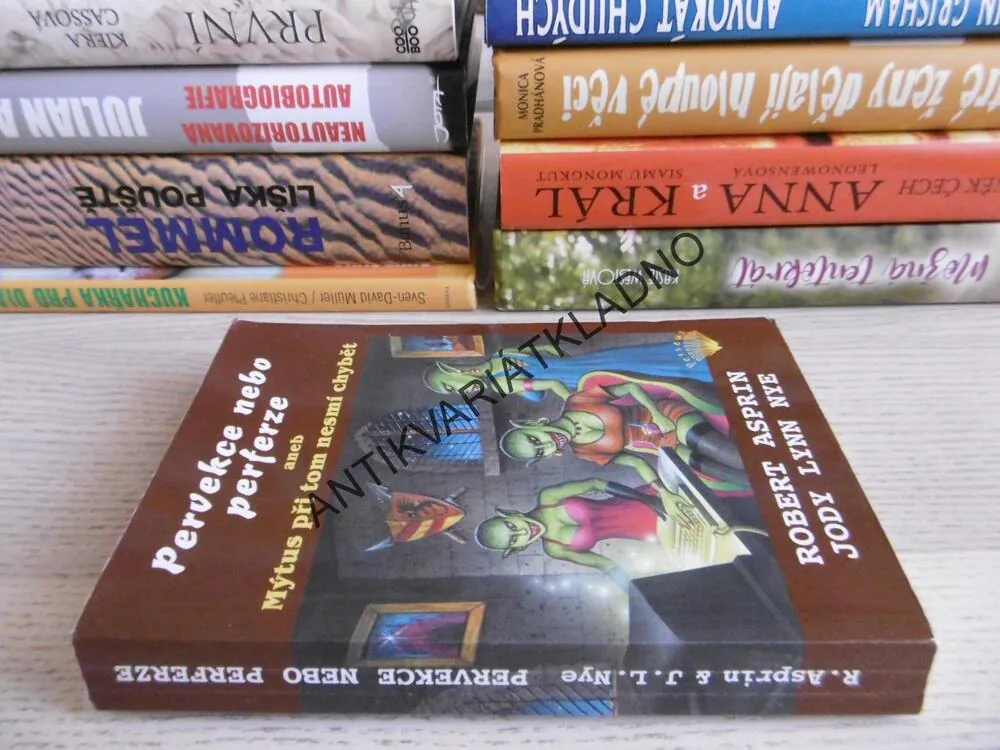 PERVEKCE NEBO PERFERZE ANEB MÝTUS PŘI TOM NESMÍ CHYBĚT, ROBERT ASPRIN, **an