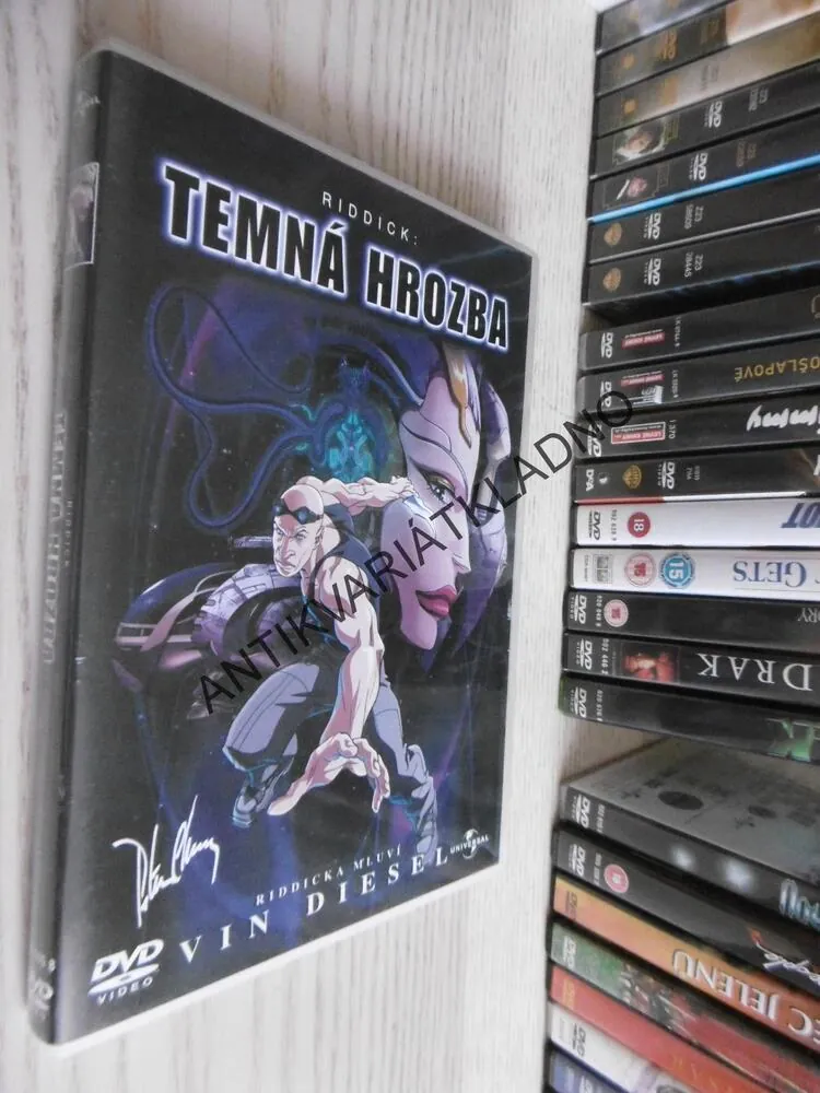 RIDDICK: TEMNÁ HROZBA, DVD FILM