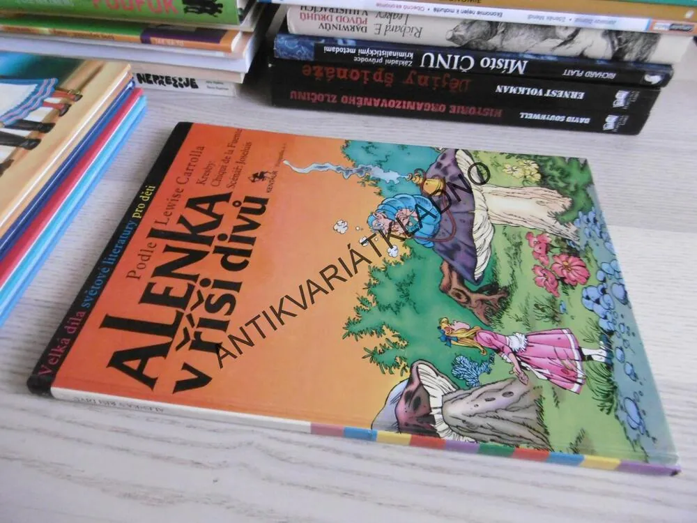 ALENKA V ŘÍŠI DIVŮ, LEWIS CARROLL, KOMIKS, **an
