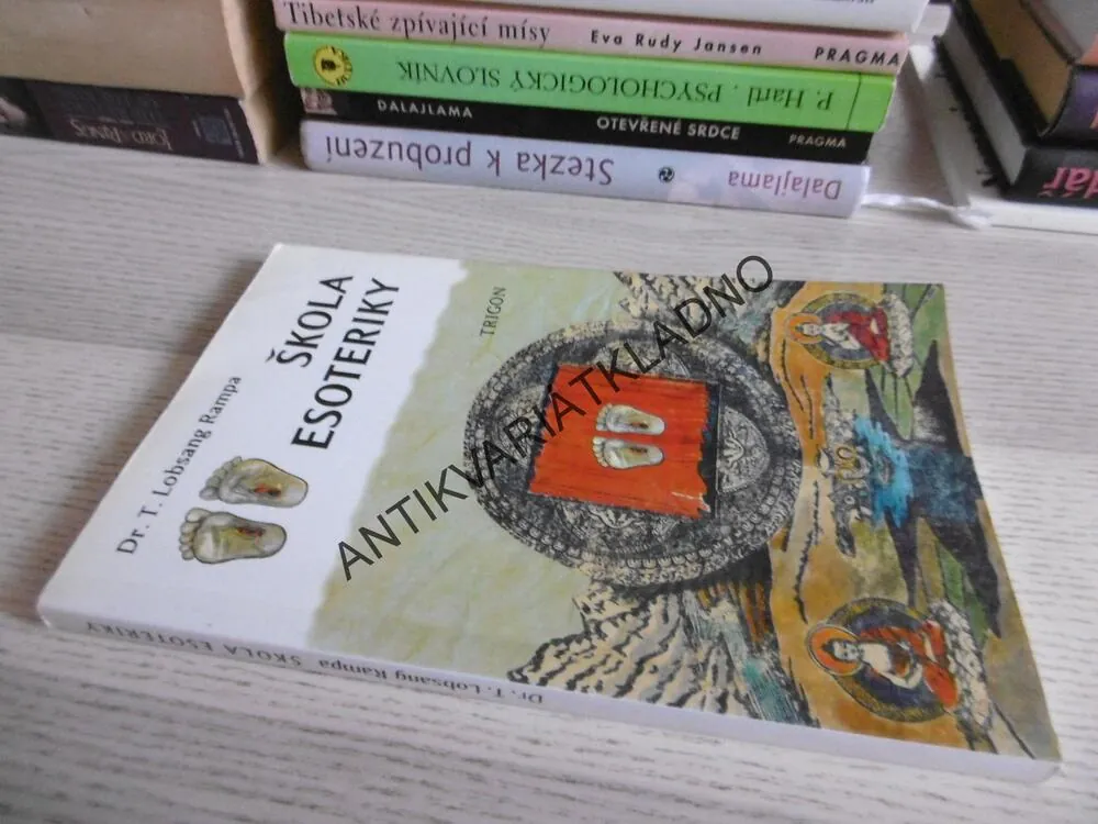 ŠKOLA ESOTERIKY, T. LOBSANG RAMPA, **an