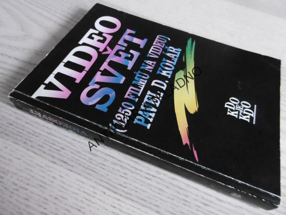 VIDEO SVĚT, 1250 FILMŮ NA VIDEU, PAVEL KOLÁŘ, KDO JE KDO, **an