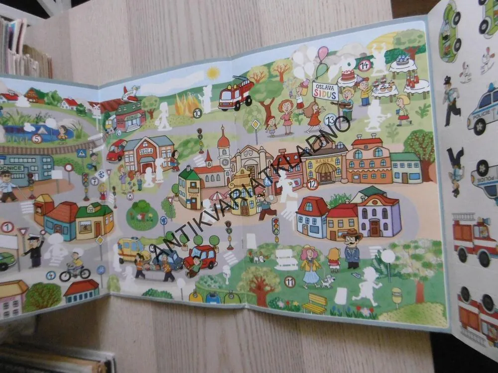MALÝ ZACHRÁNCE, HRA PLNÁ ZÁBAVY A UČENÍ, SAMOLEPKY