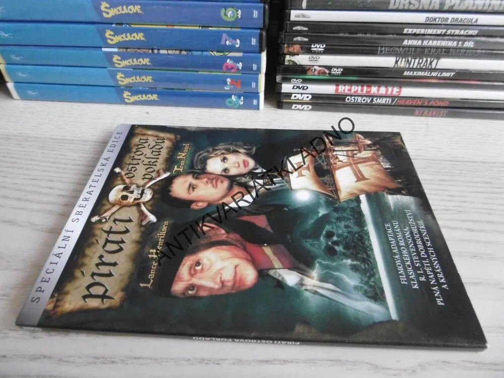 PIRÁTI OSTROVA POKLADŮ, DVD FILM